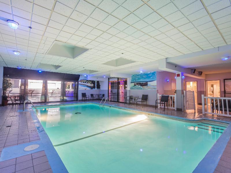 Travelodge By Wyndham Quebec City Hotel & Convention Centre Buitenkant foto