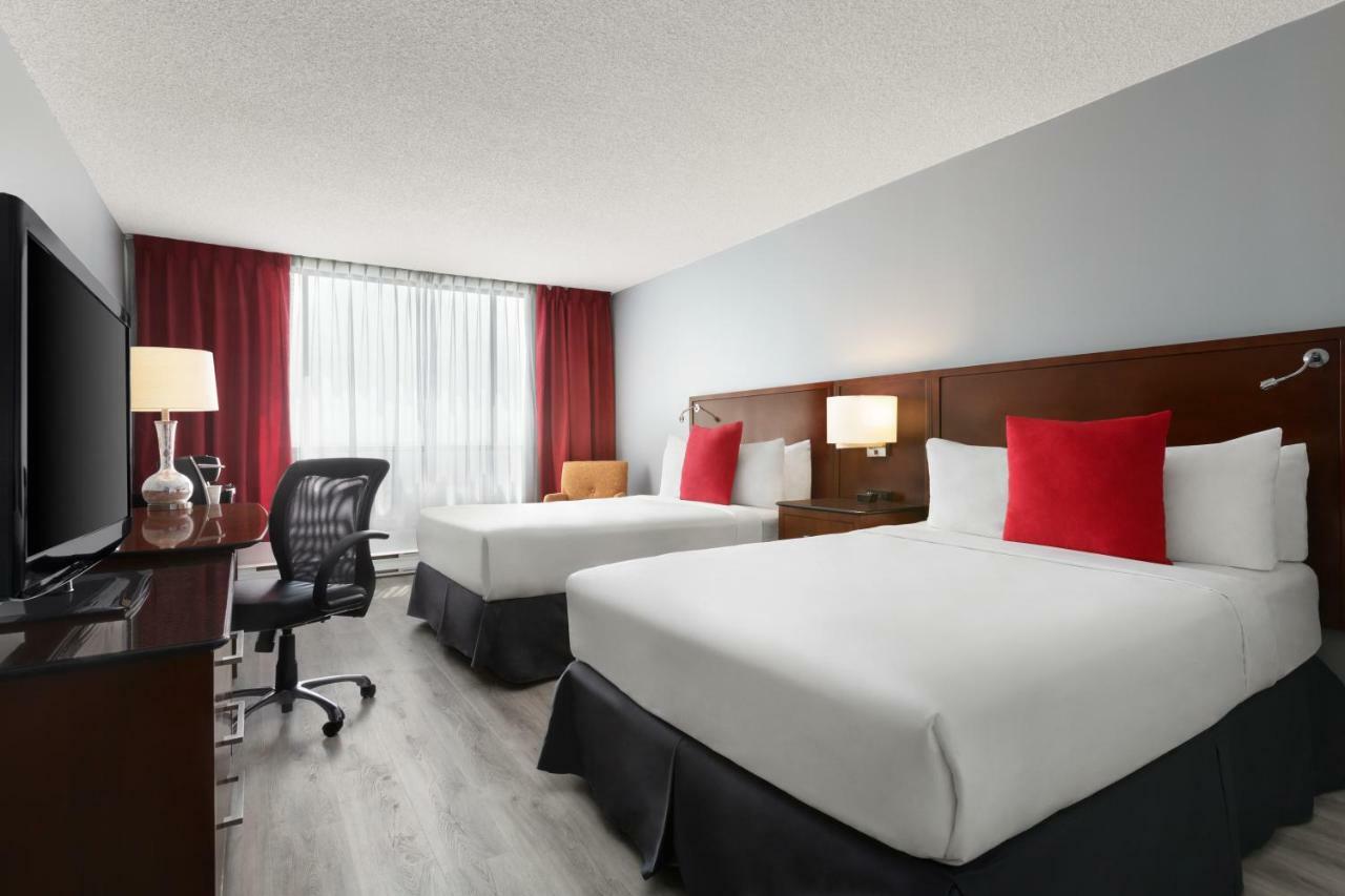 Travelodge By Wyndham Quebec City Hotel & Convention Centre Buitenkant foto